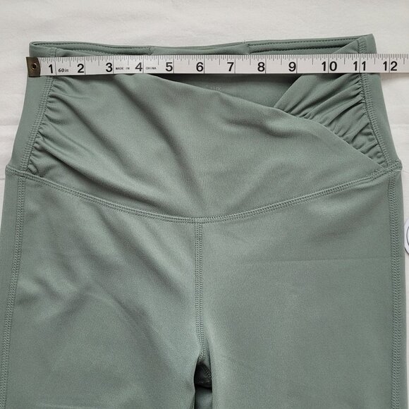 Yogalicious Olive Lux Harmony Lily Pad High-Waisted Flare Leggings Size X-Small - Picture 6 of 10